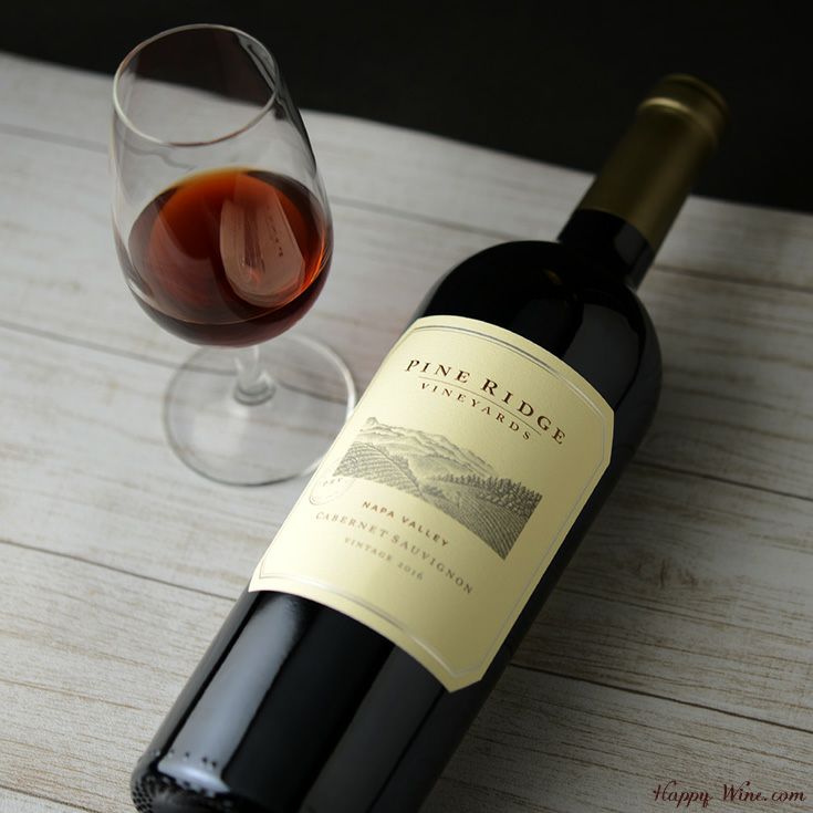 パイン・リッジ　カベルネ・ソーヴィニヨン　ナパ・ヴァレー (赤)