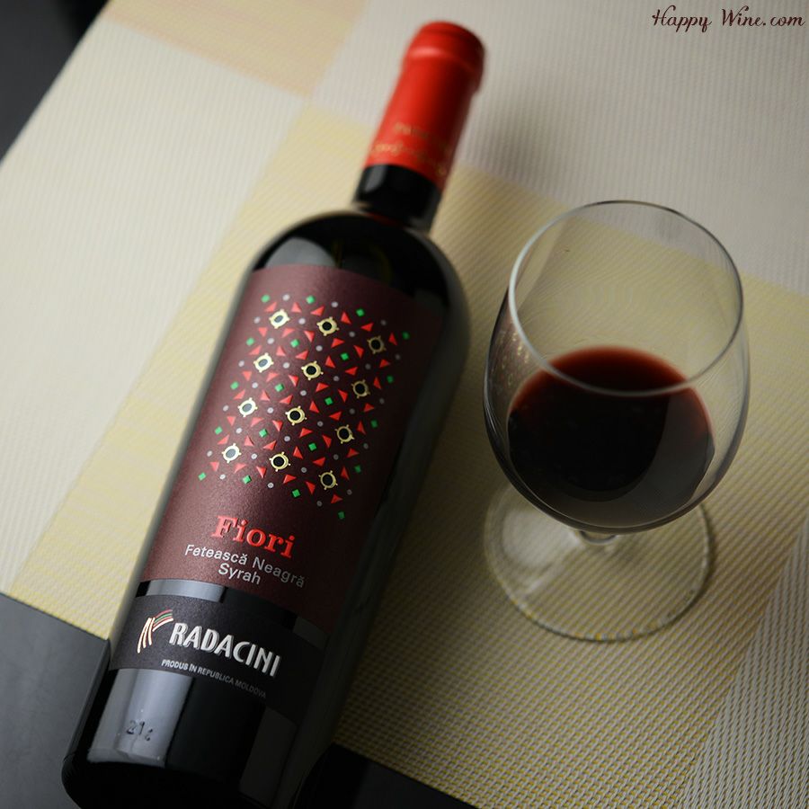 アルバストレレ・ワインズ　ラダチーニ・フィオーリ(赤)　