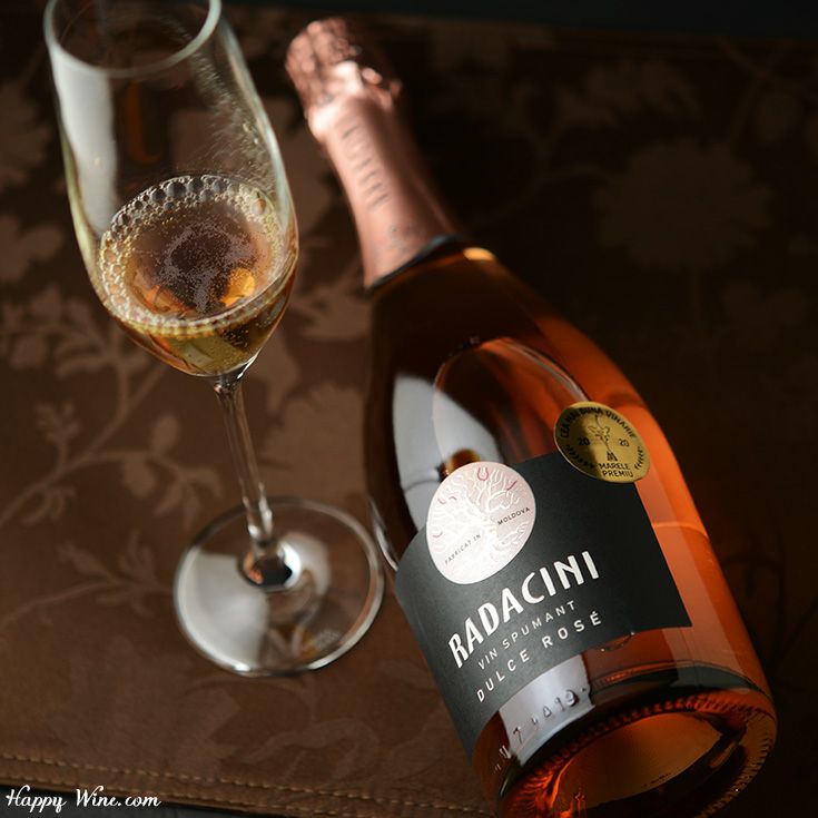 アルバストレレ・ワインズ　ラダチーニ　ロゼ・スイート・スパークリング(ロゼ.泡)